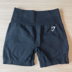Gray GYMSHARK Vital Seamless 2.0 Workout Shorts Size S Contour Details
